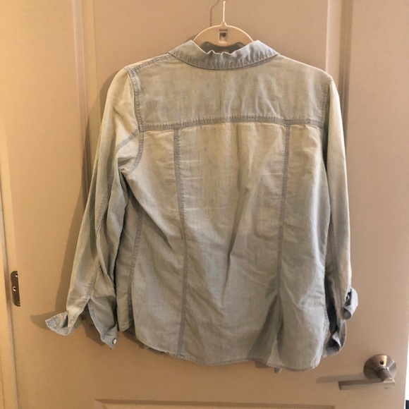 Light wash denim shirt - Picture 2 of 3
